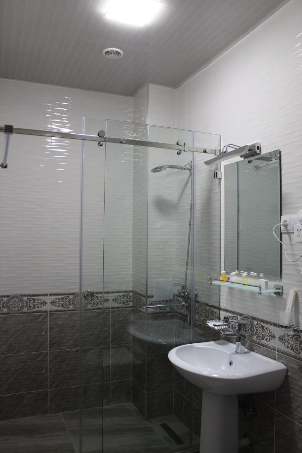 Hotel Shosh Modern Tasjkent Buitenkant foto
