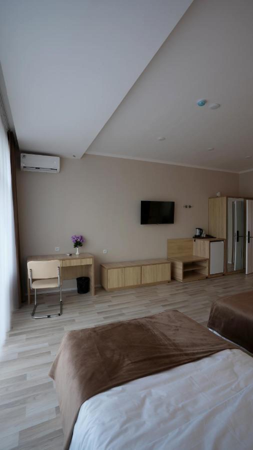 Hotel Shosh Modern Tasjkent Buitenkant foto
